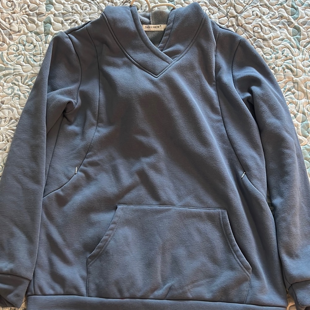 Nursing sweatshirt Large